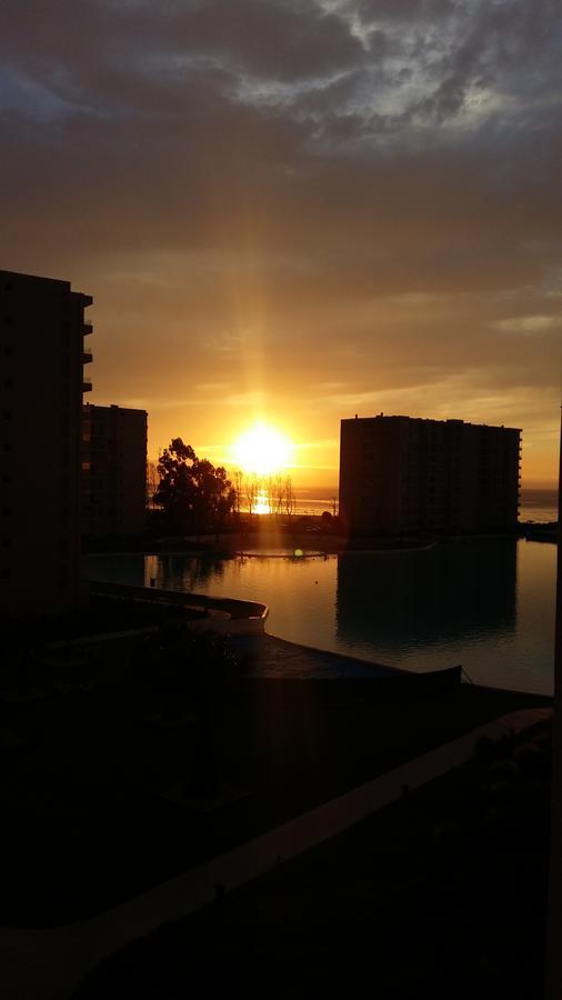 Papudo Laguna Vista Al Mar Y Piscina Екстер'єр фото